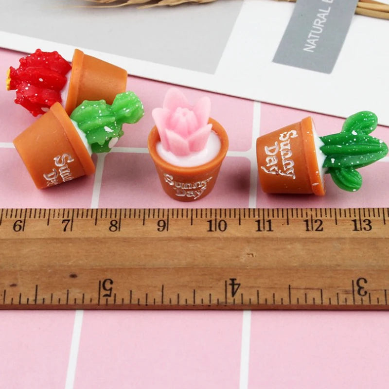 Plantas suculentas de resina en miniatura para casa de muñecas a escala 1:12 en macetas pequeñas - Accesorios para la decoración de casas de muñecas