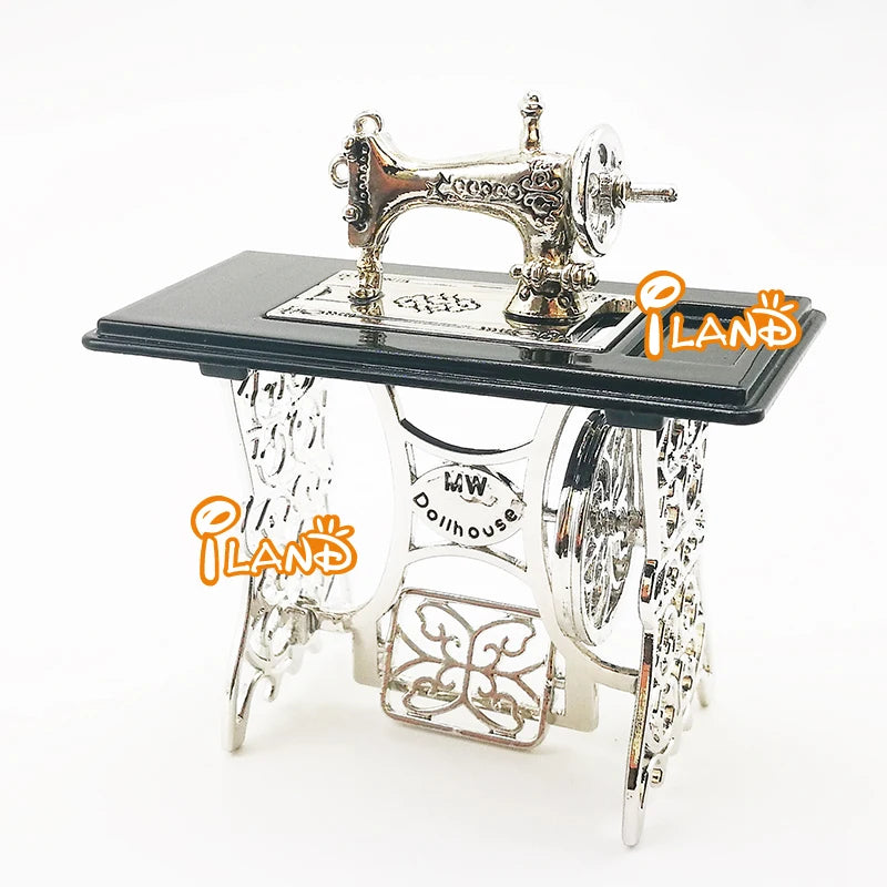 1:12 Scale Miniature Metal Silver Sewing Machine Dollhouse Furniture Accessory Decor Toy For Kids Girls Gift
