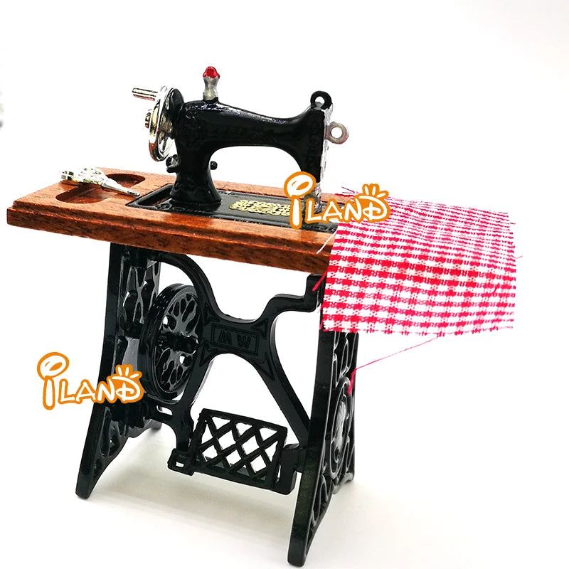 1:12 Scale Miniature Dollhouse Wooden Sewing Machine With Scissors Cloth Accessory Decor Toy For Girls Gift