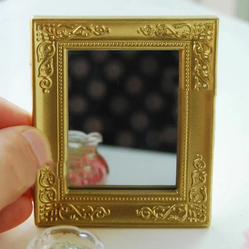 Espejo con marco dorado para casa de muñecas a escala 1:12, accesorio decorativo para dormitorio.