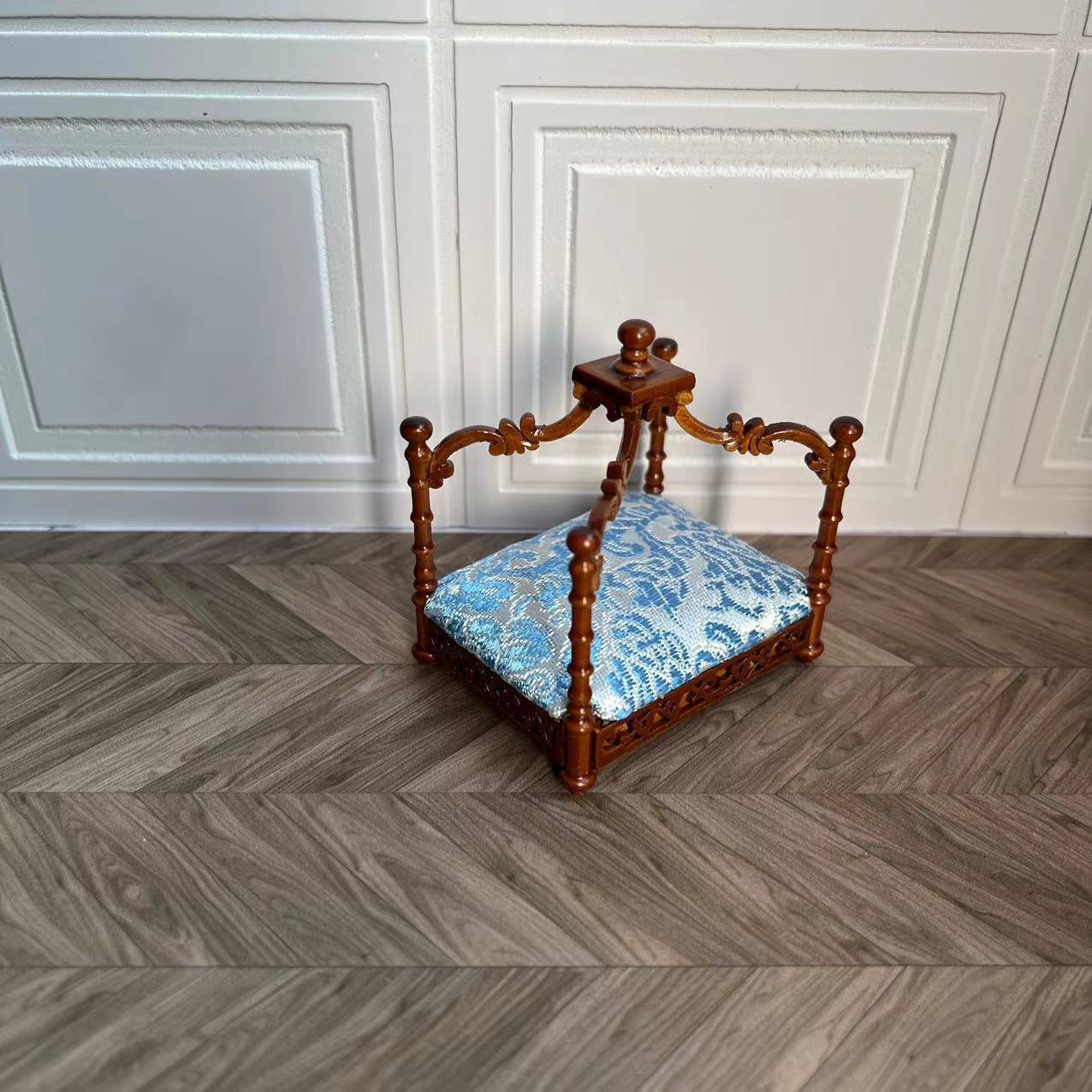 Mini casa de muñecas 1:12, muebles en miniatura, modelo OB11 con techo, elegante cama para gatos