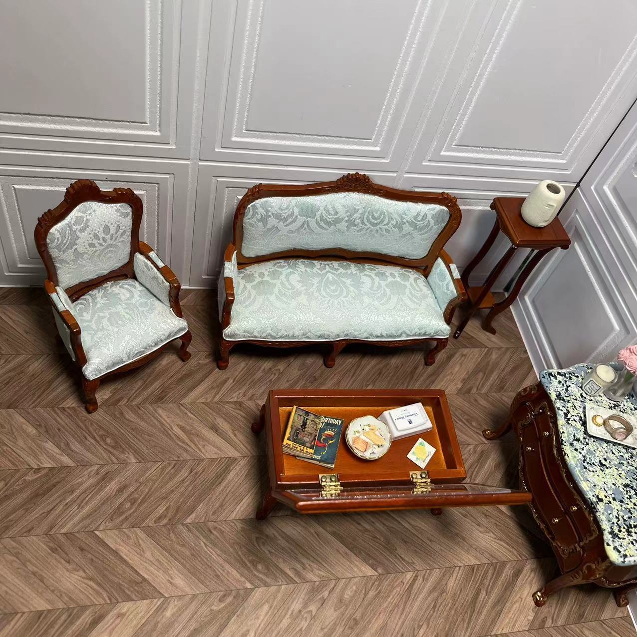 Mini casa de muñecas 1:12 Fine Miniatures OB11 Sofá Dijon Sofá doble Sofá individual