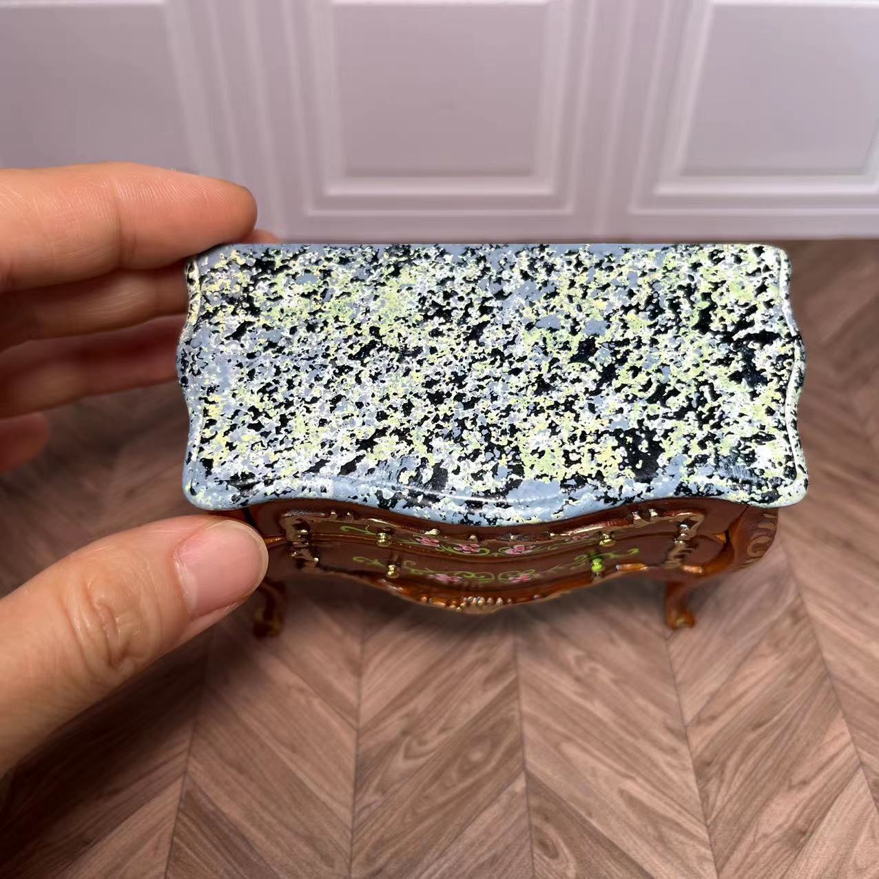 Casa de muñecas en miniatura 1:12, muebles en miniatura, cómoda con cajones.
