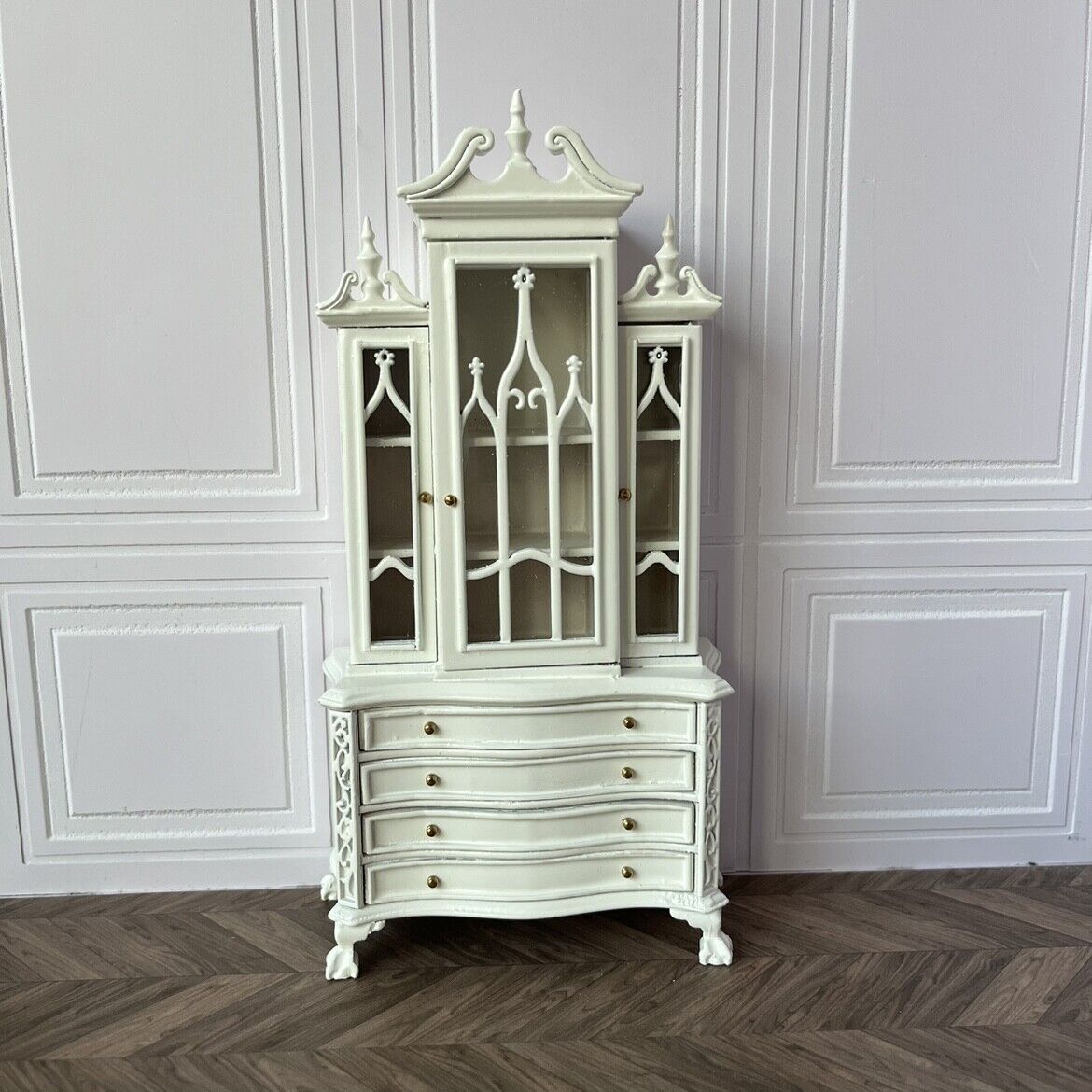 Casa de muñecas en miniatura 1:12, minimuebles, escaparate gótico, modelo de escena BJD