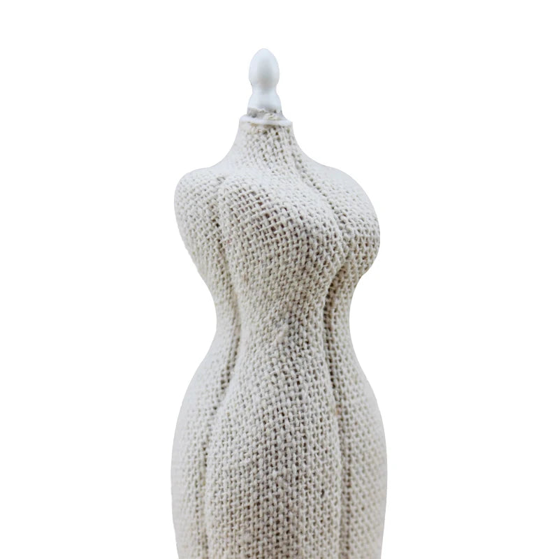 Maniquí de vestido en miniatura para casa de muñecas a escala 1:12 - Mueble decorativo blanco