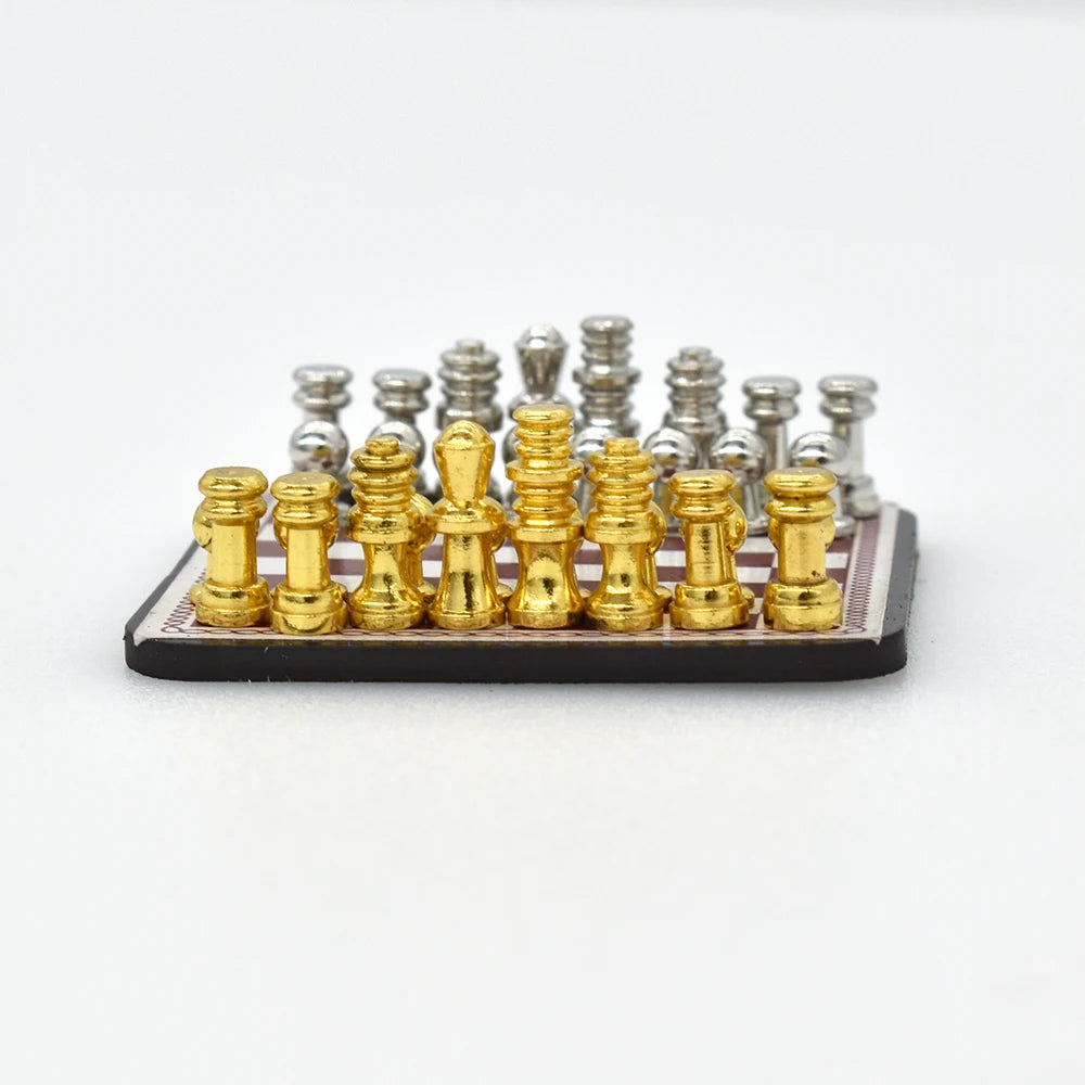 1:12 Scale Miniature Chess Set Dollhouse Accessories Pretend Play Home Decoration