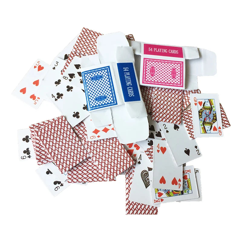 Juego de cartas de póker en miniatura para casa de muñecas a escala 1:12 para decoración y accesorios.