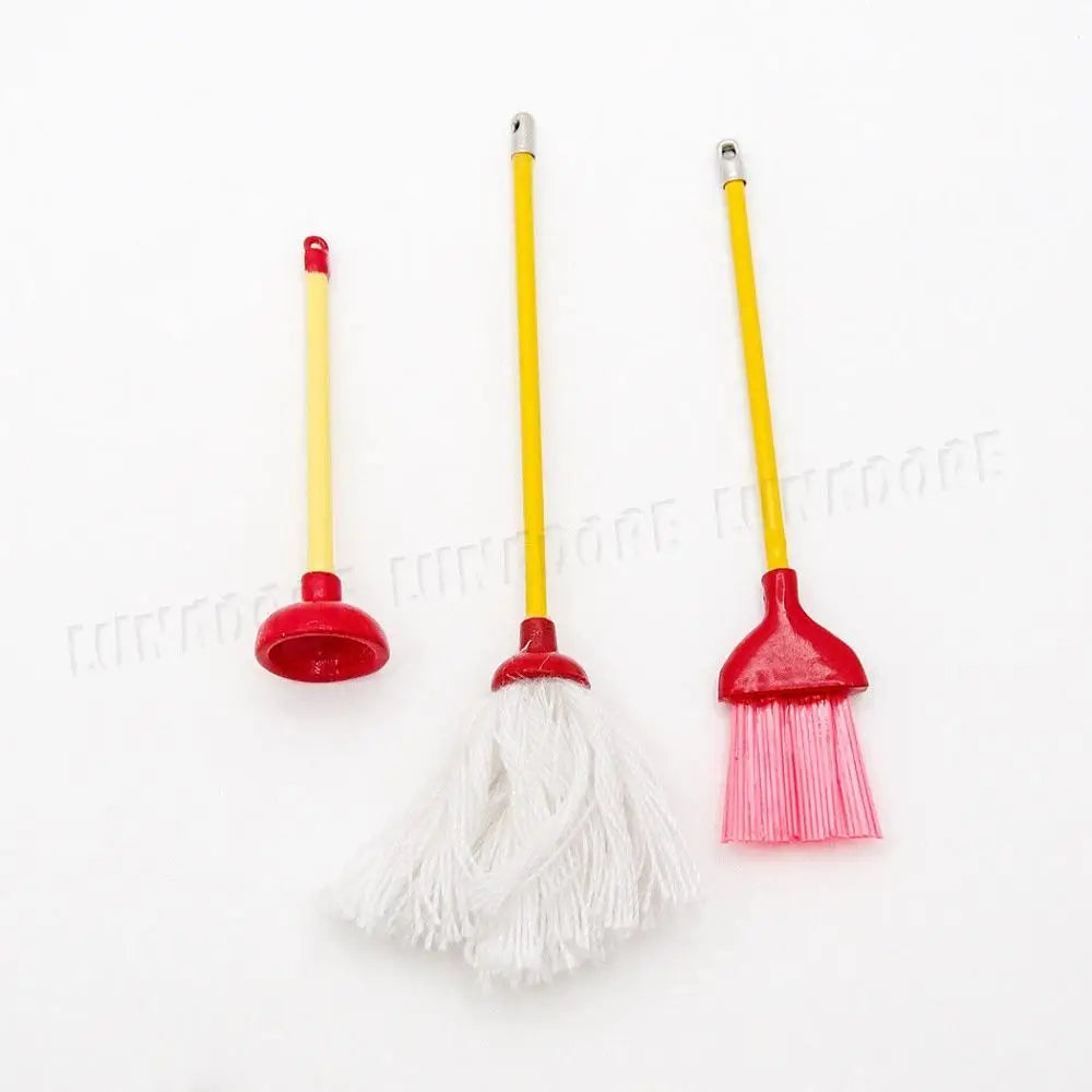 1:12 Scale Miniature Cleaning Tools Set With Mop Broom And Toilet Plug For Dollhouse Accessories