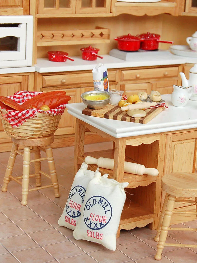 Juego de cocina para casa de muñecas a escala 1:12: bolsas de harina y rodillo. Accesorios en miniatura.
