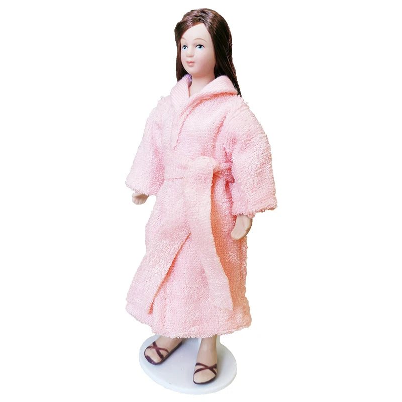 1:12 Scale Miniature Porcelain Doll Woman In Bathrobe For Dollhouse Display