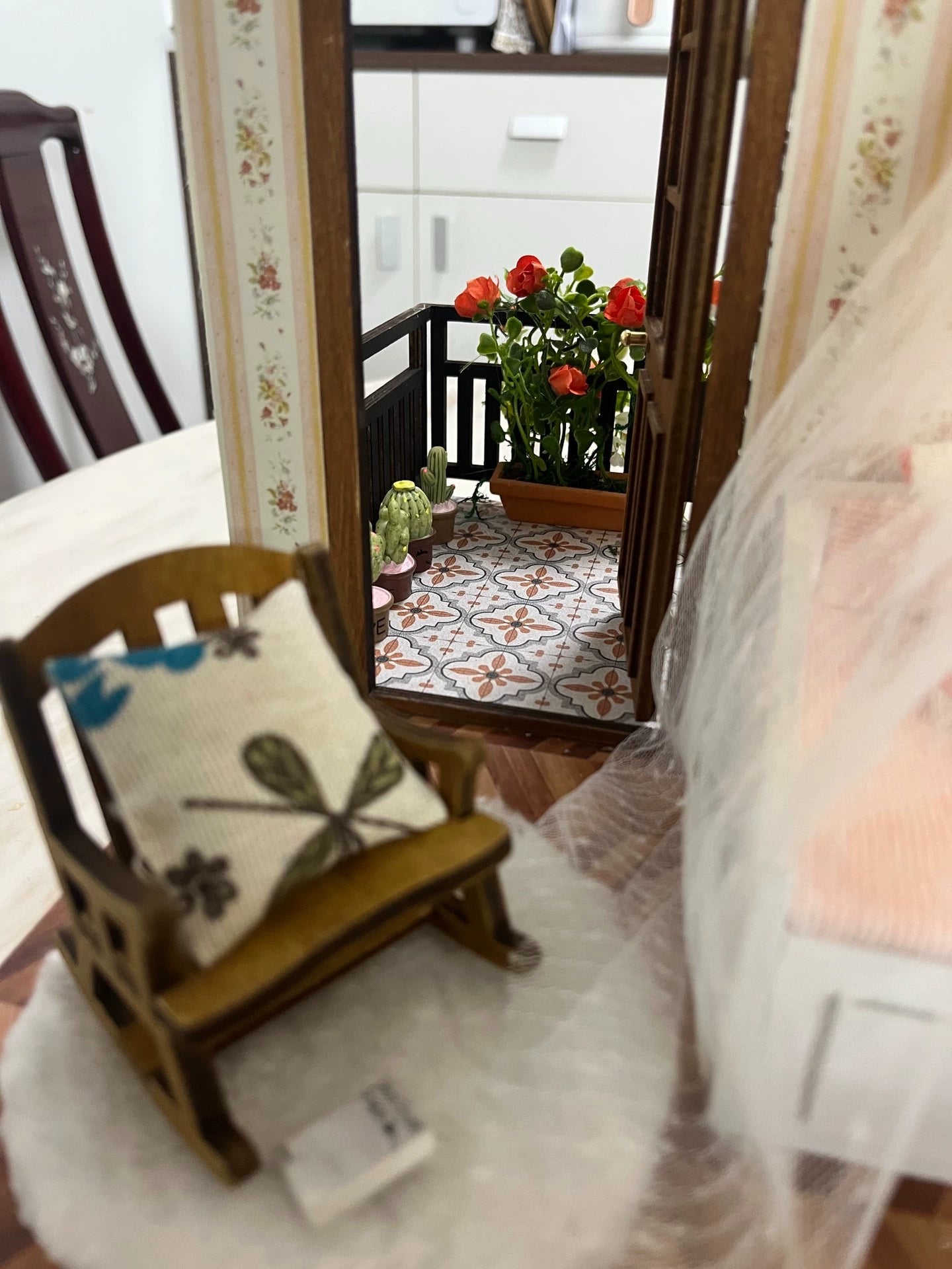 Muebles en miniatura para casa de muñecas de doble cara a escala 1:12 para sala de estar y dormitorio