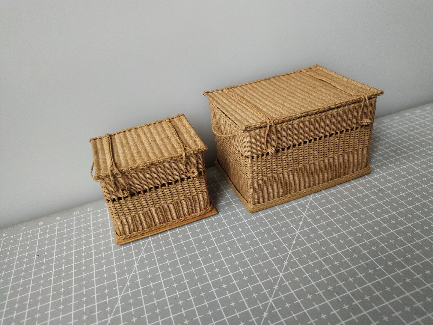 1:12 Scale Miniature Wicker Basket Blythe OB11 Dollhouse Accessory Small Long Size Photography Prop