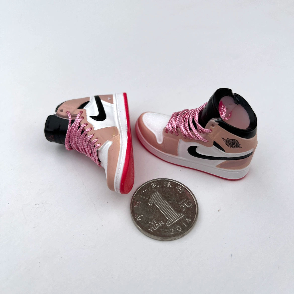 Accesorios para muñecas BJD a escala 1:6: Raqueta de tenis en miniatura y zapatillas para Blythe y figuras de acción.