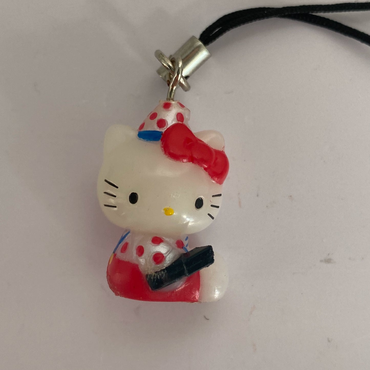 Accesorios para casa de muñecas en miniatura a escala 1:12, juego de comida de Hello Kitty, colgante para teléfono, colección defectuosa