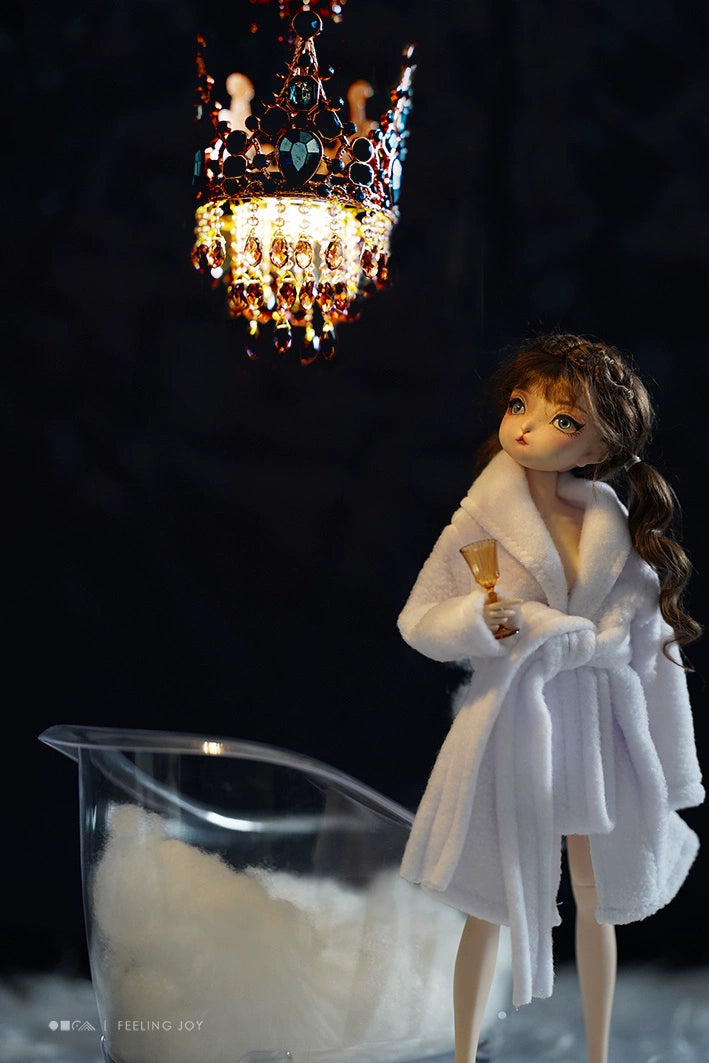 1:6 Scale Miniature Dollhouse Bathroom Set With Transparent Bathtub Crown Chandelier For BJD Blythe Dolls