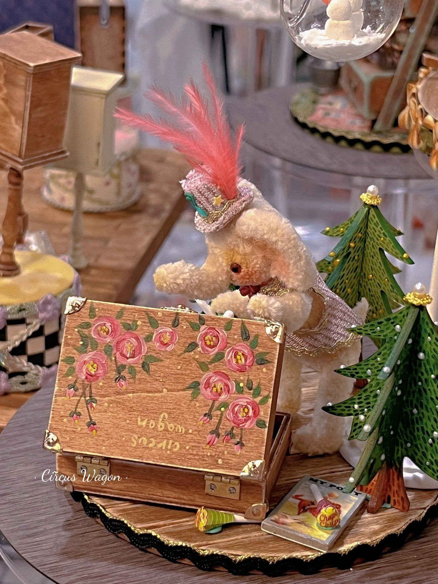 Coffre à jouets miniature à l'échelle 1:12 pour maison de poupée éléphant