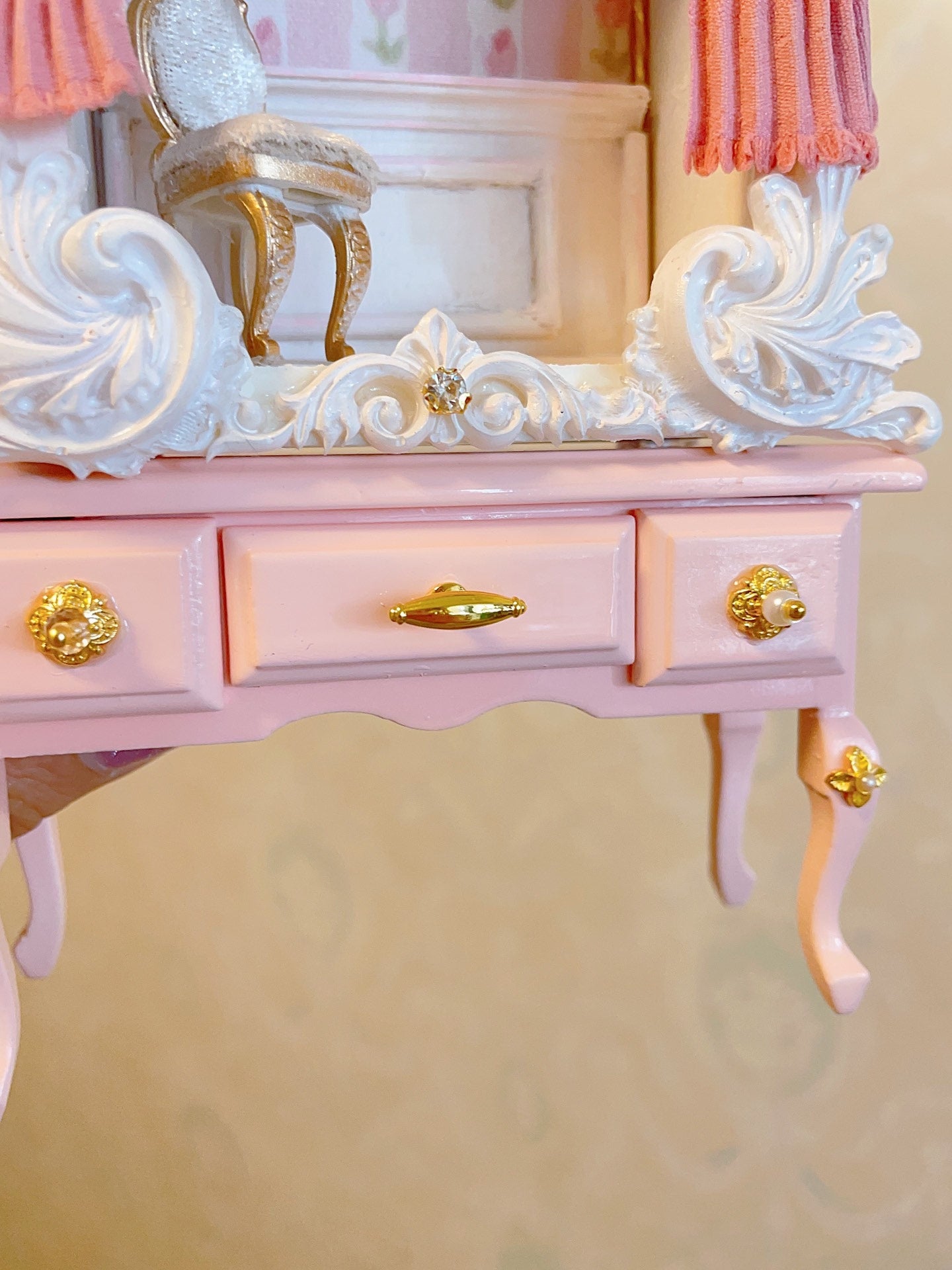 Conjunto de muebles para casa de muñecas en miniatura de gato rosa a escala 1:12 para muñecas Blythe