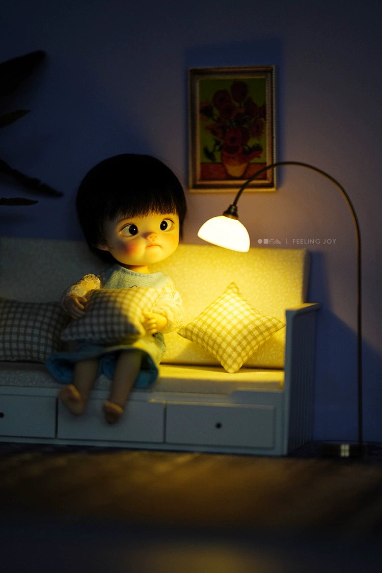 Lampe de sol miniature pour maison de poupée, échelle 1:12, avec éclairage, accessoires de scène GSC, meubles miniatures à l'échelle 1:10 et 1:8