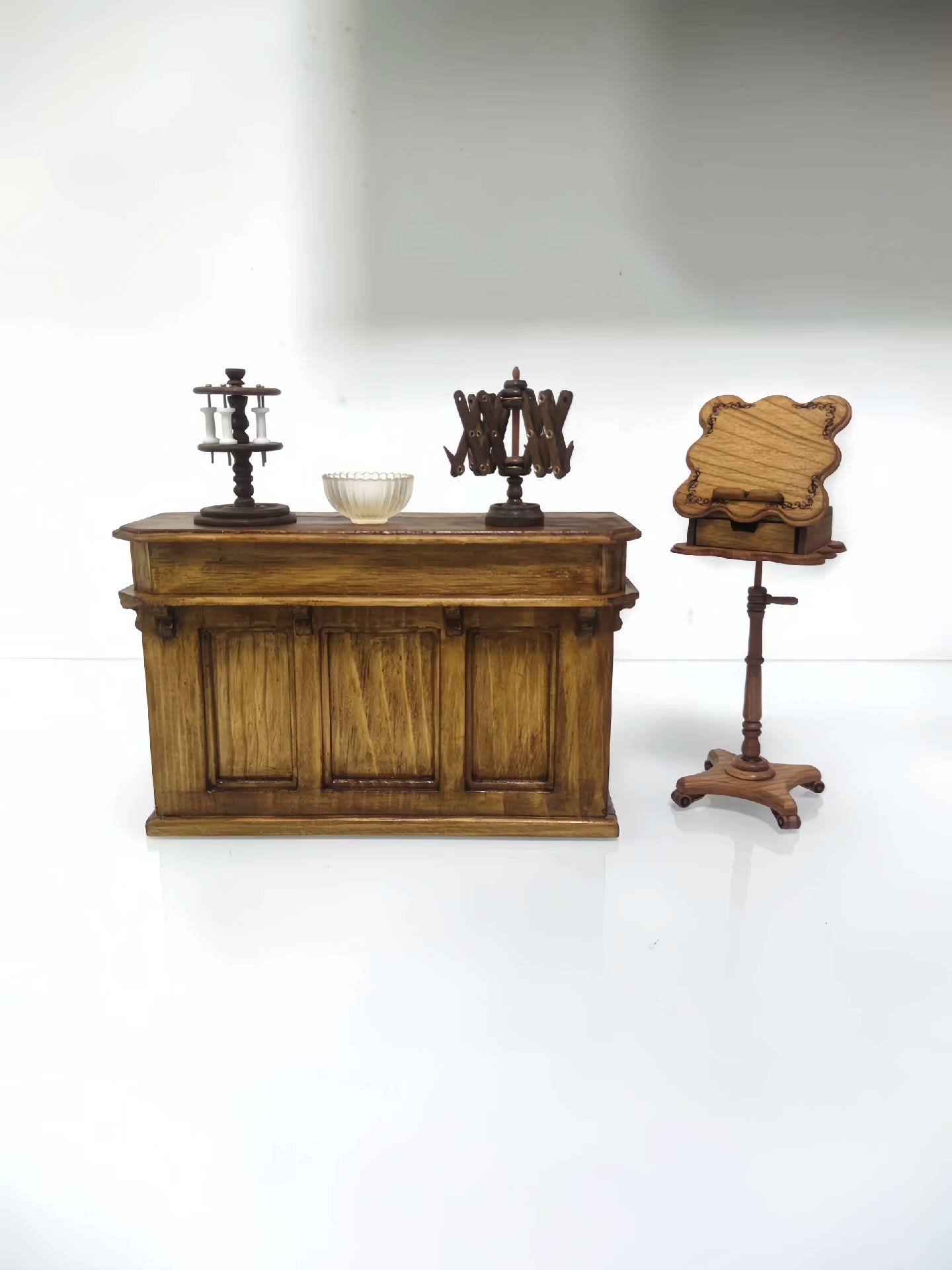 Meubles miniatures de réception vintage pour maison de poupée à l'échelle 1:12