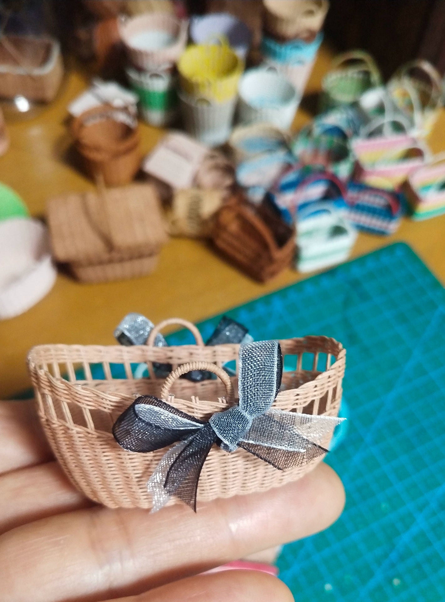 1:6 Scale Miniature Woven Rattan Crib Doll Bed For Blythe Ob11 Photography Props