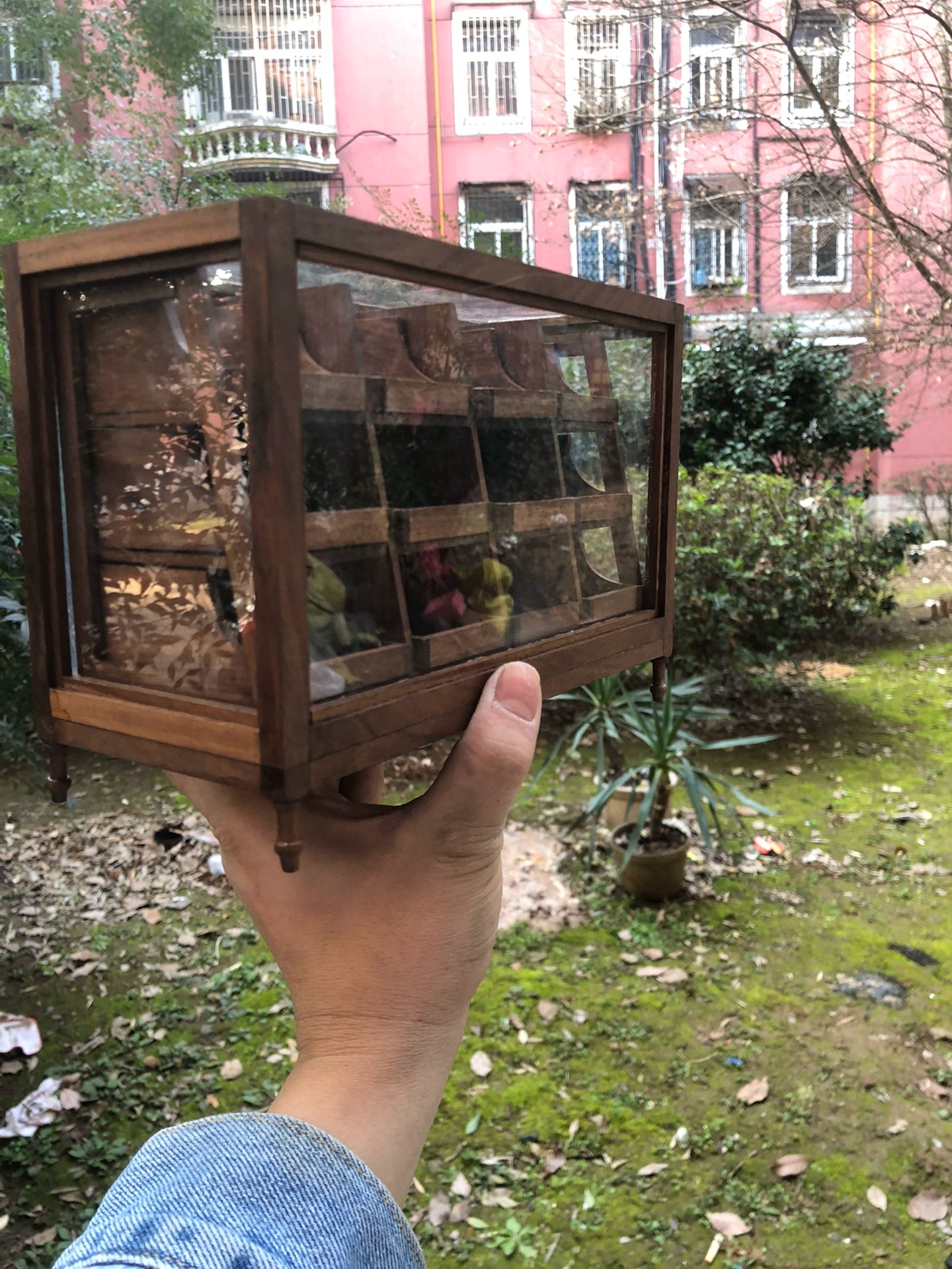 1:6 Scale Walnut Vintage Display Cabinet Miniature Dollhouse Furniture For Blythe BJD