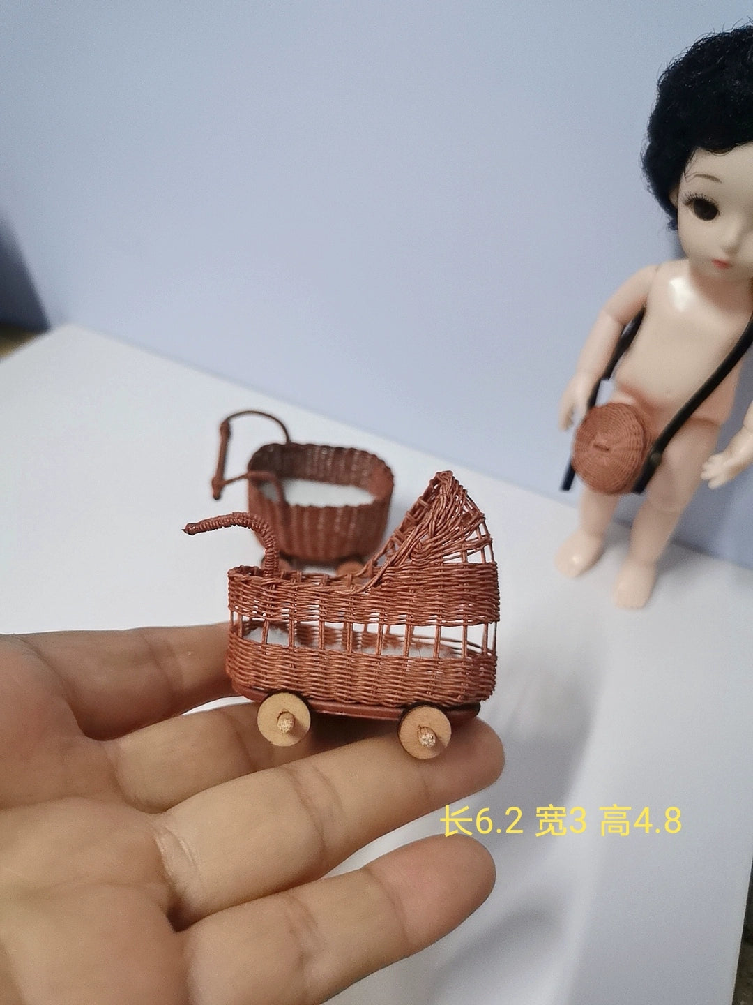 1:6 Scale Miniature Wicker Cradle Dollhouse Furniture For Blythe Doll