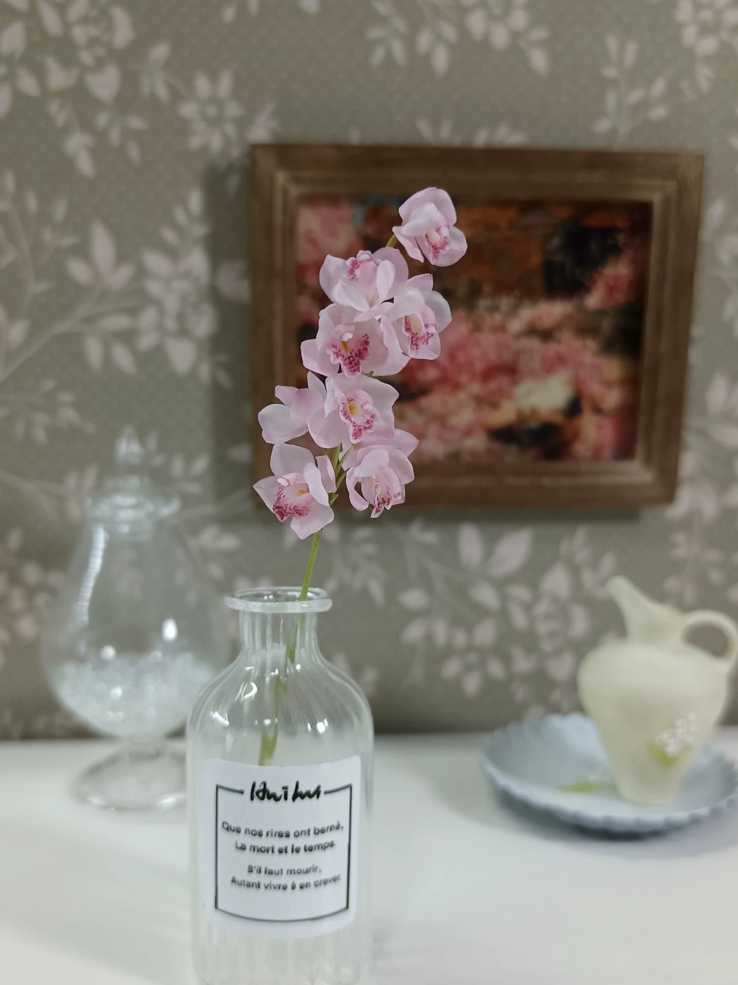 Orquídea Cymbidium en miniatura a escala 1:12, flor de arcilla, decoración para casa de muñecas BJD Blythe