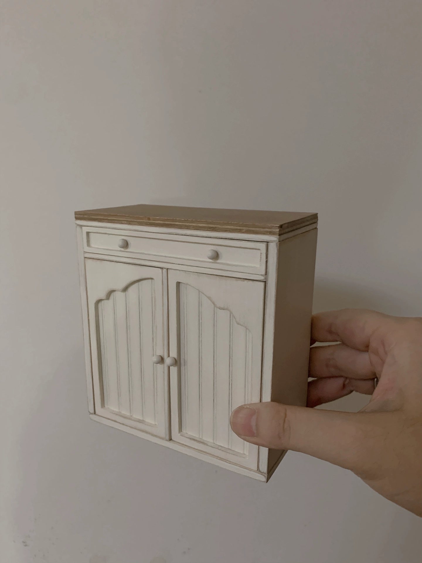1:12 Scale Miniature Wooden Cabinet Vintage Distressed Display Dresser For Dollhouse Living Room