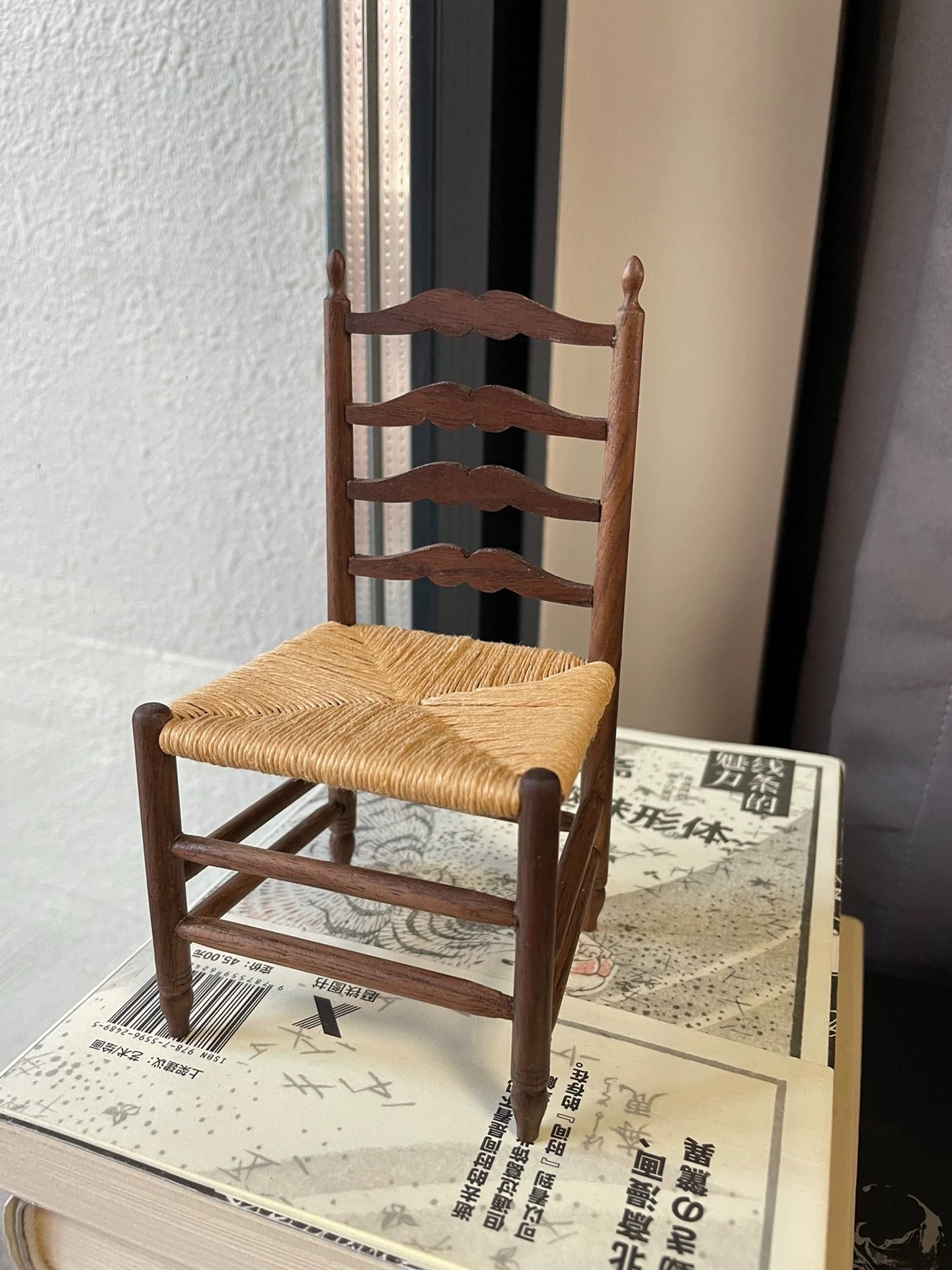 1:12 Scale Handwoven Miniature Chair Dollhouse Furniture