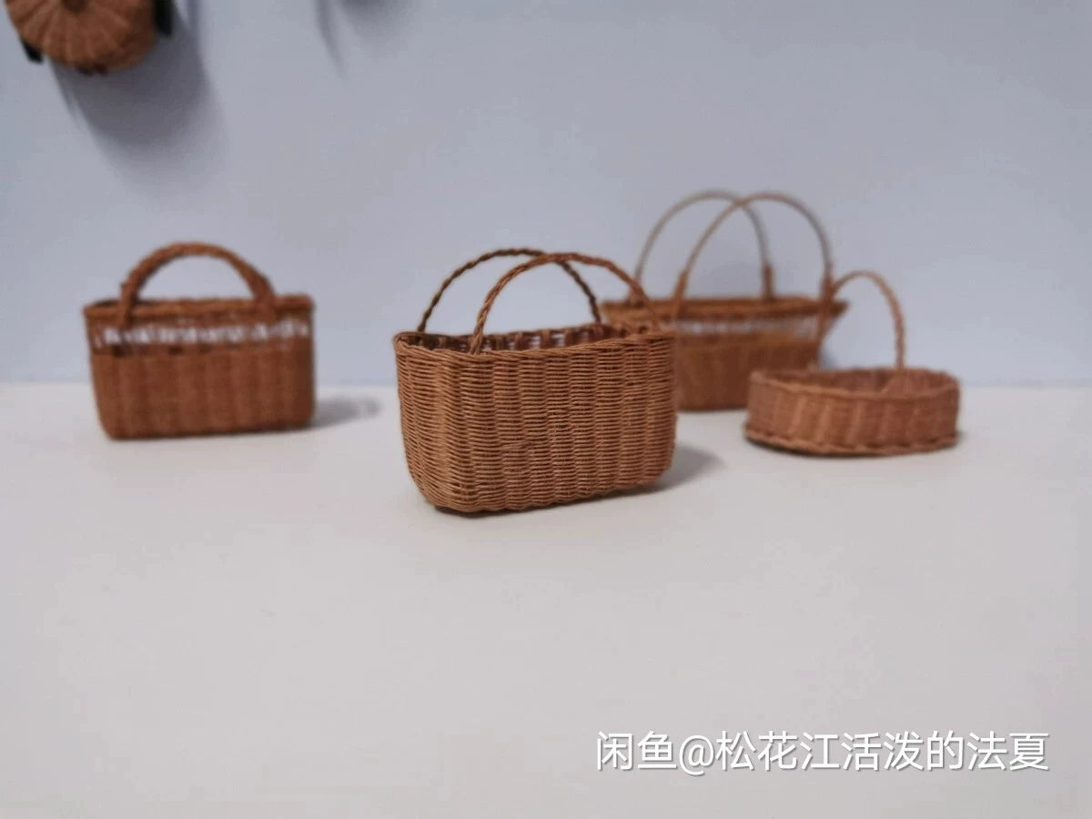 1:6 Scale Miniature Woven Rattan Basket Doll Accessory For Blythe Dollhouse