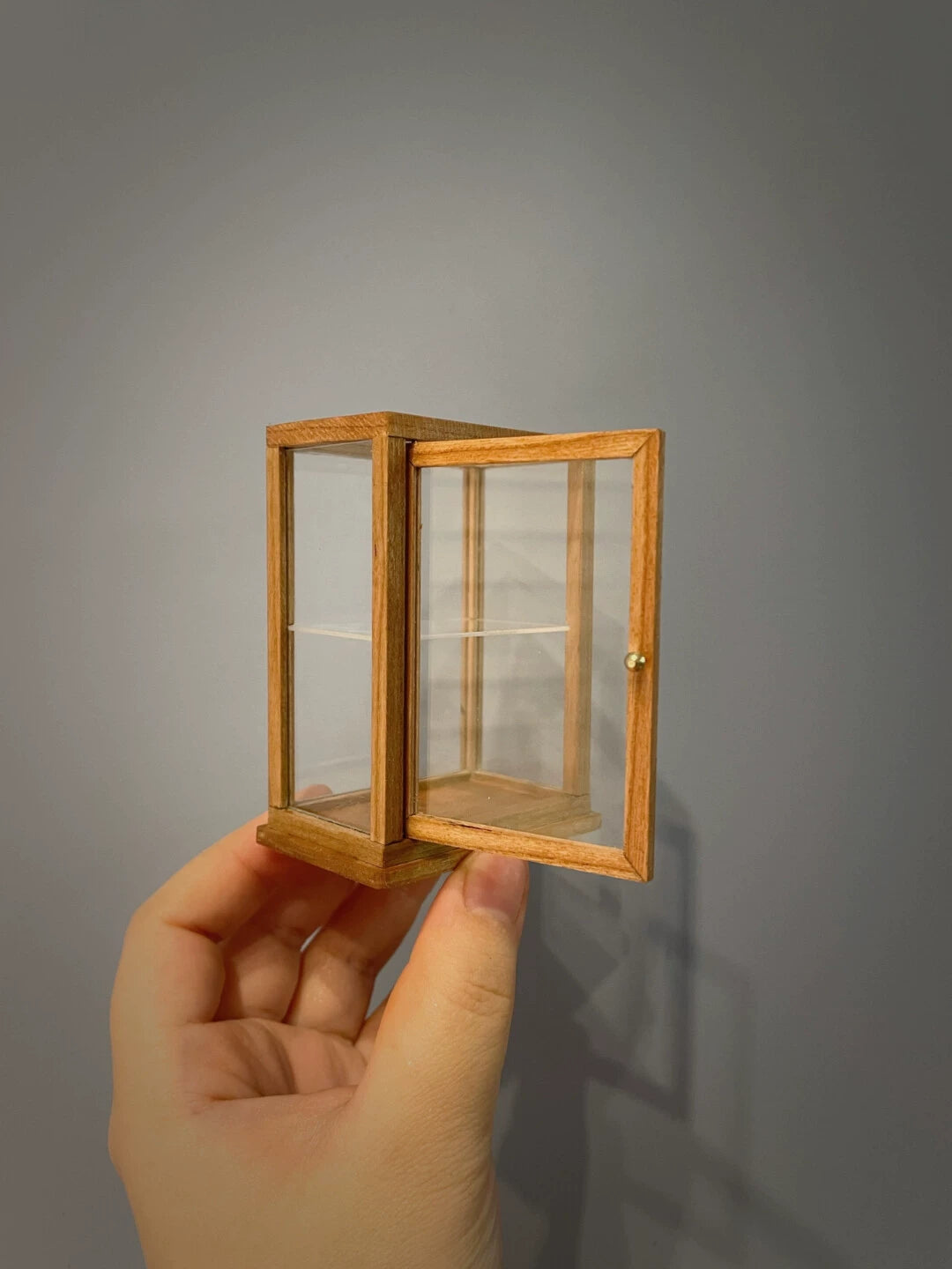 Vitrine en bois miniature à l'échelle 1:12 pour maison de poupée Blythe OB11