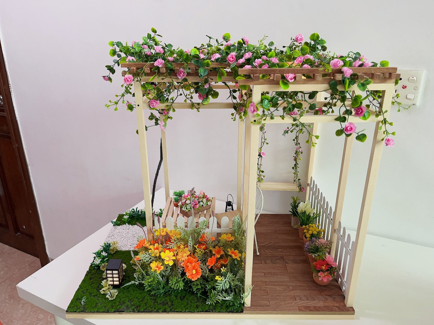 1:6 Scale Miniature Dollhouse Scene With Furniture For Display And Play