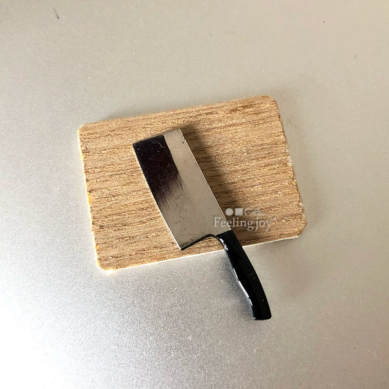 Juego de accesorios para casa de muñecas en miniatura a escala 1:12 con verduras realistas y tabla de cortar.