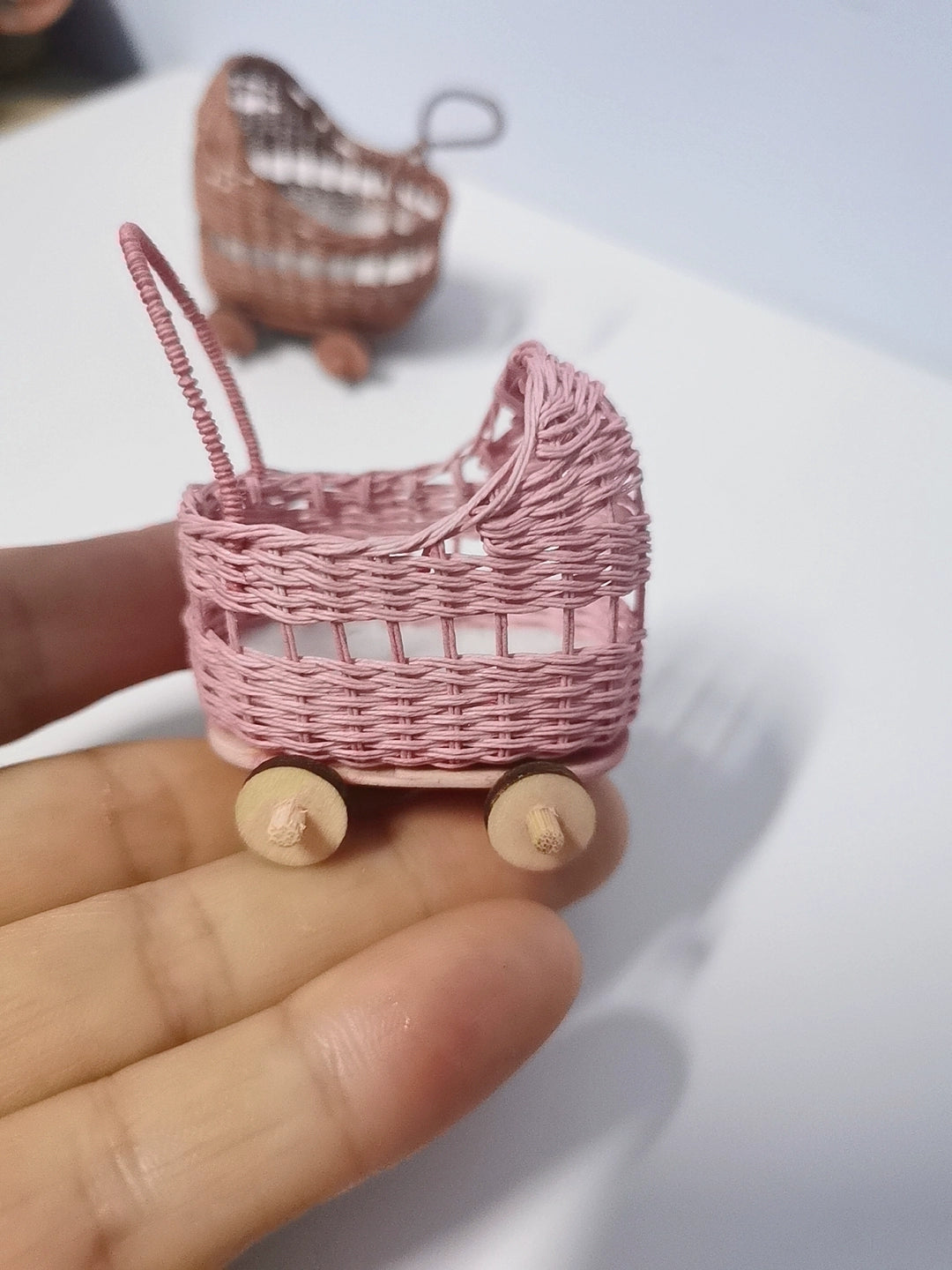 1:12 Scale Woven Rattan Miniature Baby Stroller And Cradle Dollhouse Furniture For Obll Dolls