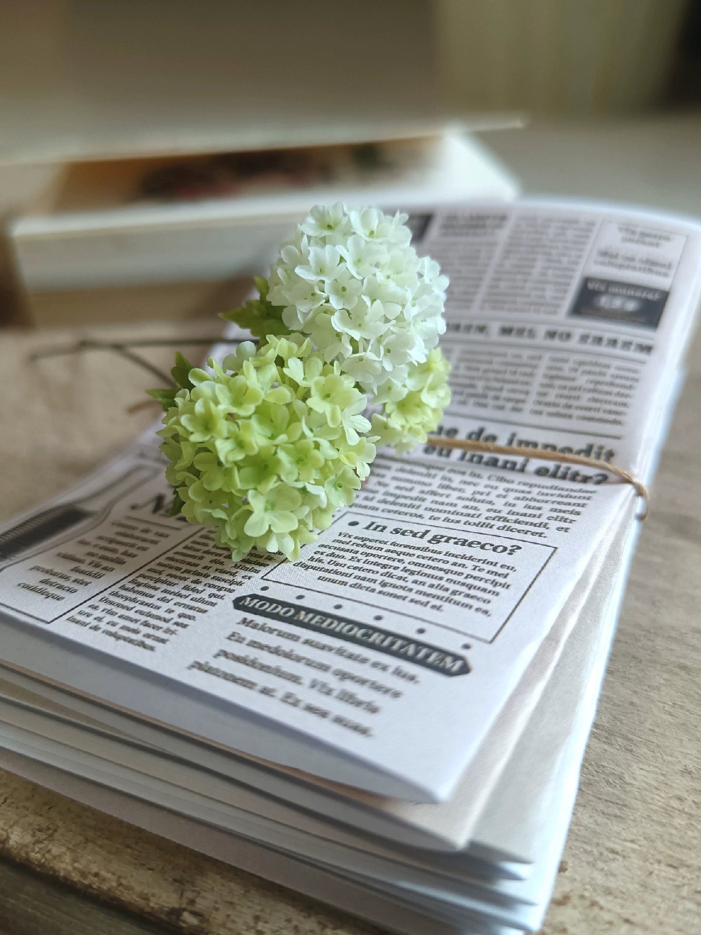 1:6 Scale Miniature Clay Hydrangea Flower BJD Dollhouse Decor Blythe Accessory