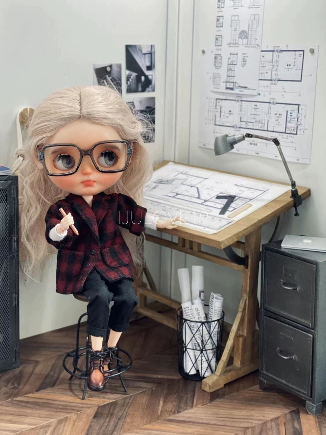 Banco de trabajo de madera a escala 1:6, muebles en miniatura para casa de muñecas Blyth BJD