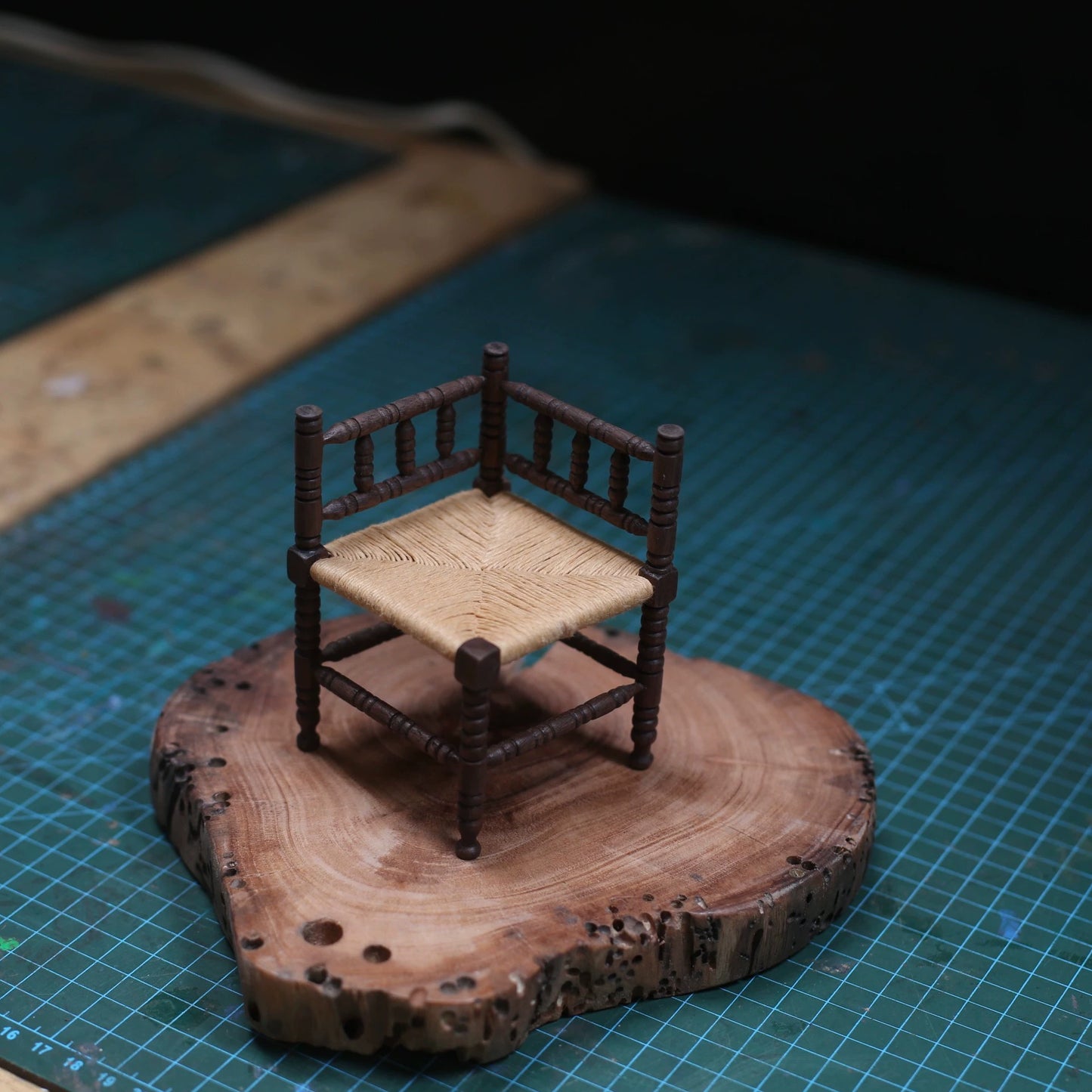 1:6 Scale Walnut Woven Edge Chair Miniature Dollhouse Furniture