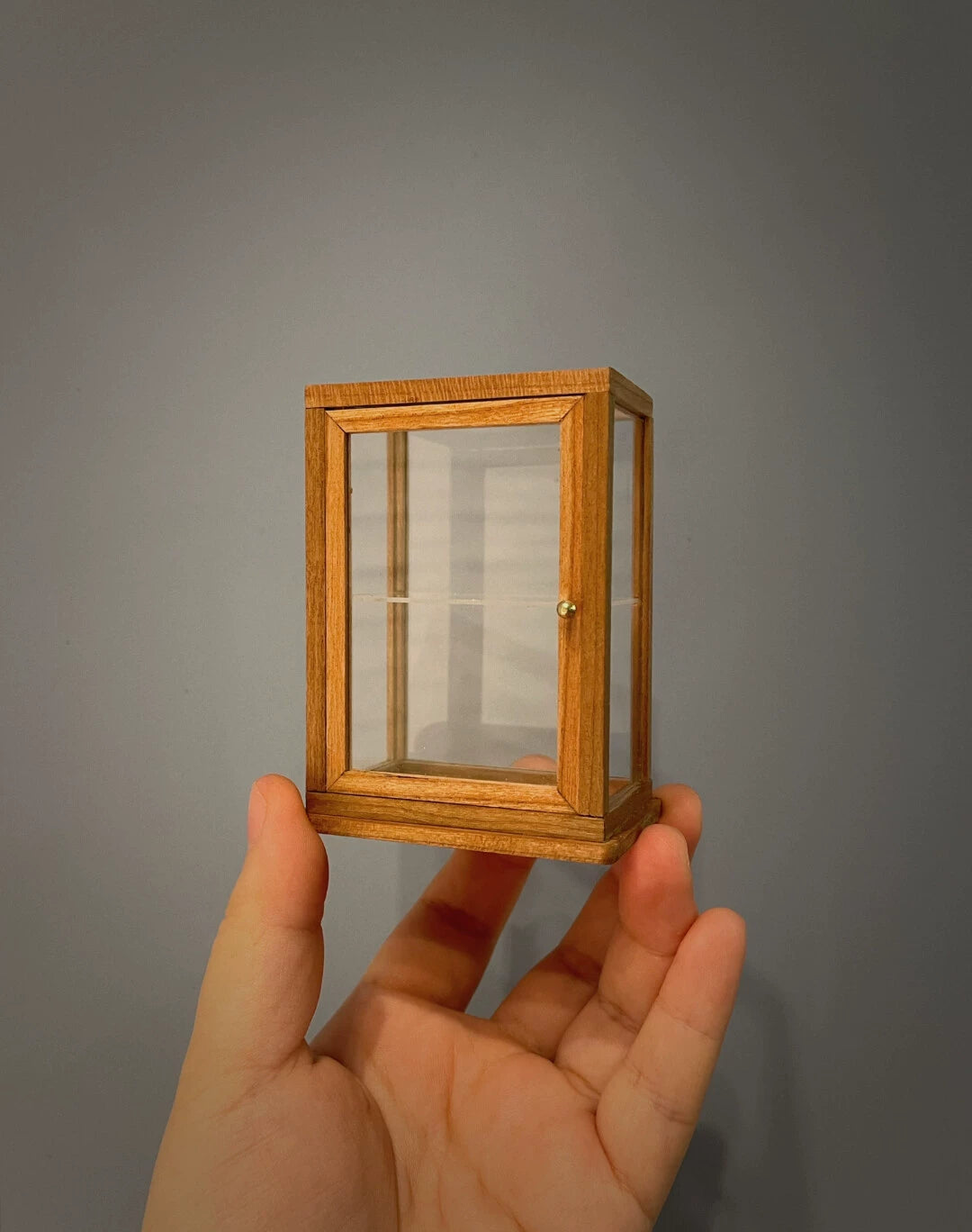 Vitrine en bois miniature à l'échelle 1:12 pour maison de poupée Blythe OB11