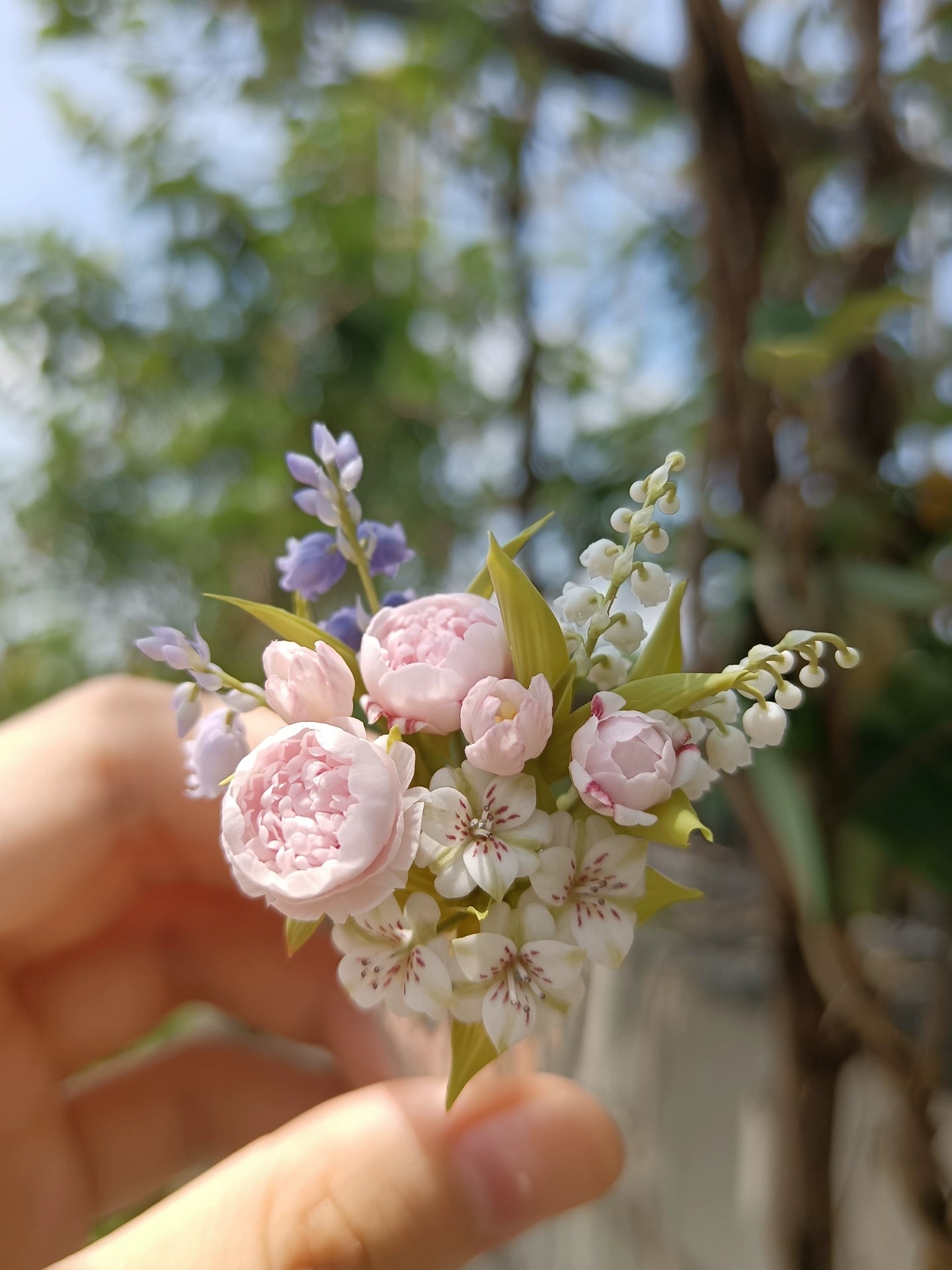 Decoración de exhibición BJD en miniatura de flor de peonía rosa de arcilla a escala 1:12
