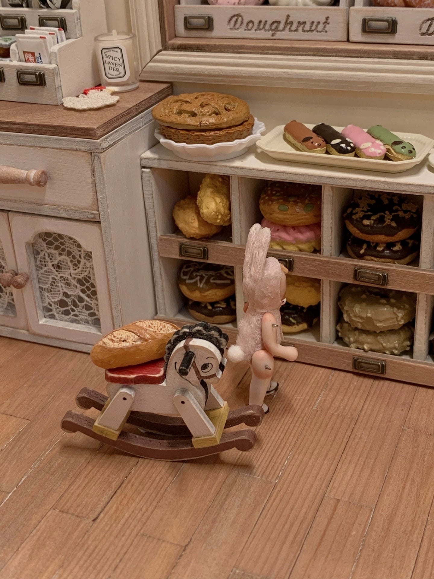 1:12 Scale Miniature Bread Basket Dessert Basket Miniature Dollhouse Furniture Retro Handmade