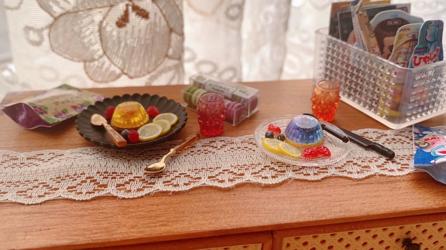 1:12 Scale Miniature Starry Pudding Dollhouse Accessory 4 Colors Optional Display Props For Dolls