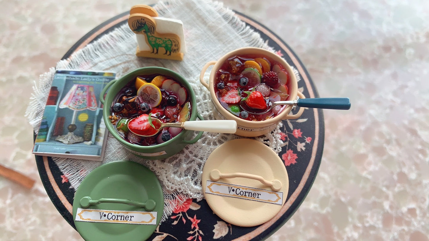 1:12 Scale Miniature Fruit Stew Pot With Spoon 1:6 Scale Miniature Soup Bowl Dollhouse Kitchen Accessories