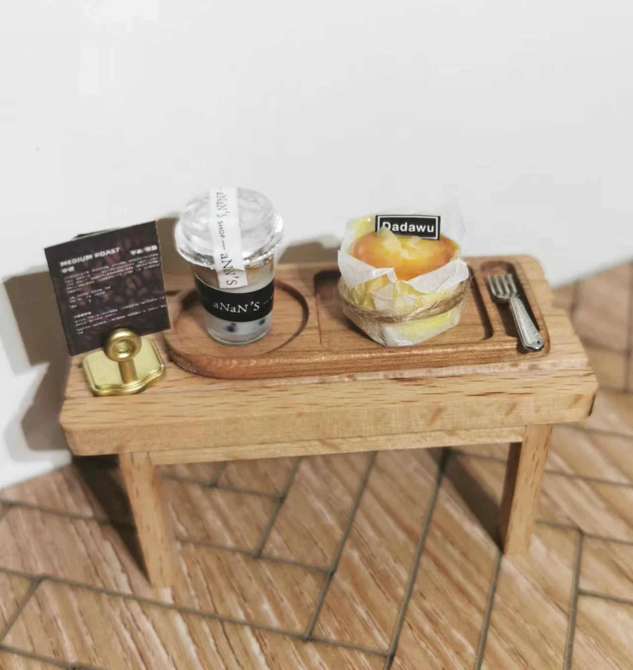Bandeja en miniatura a escala 1:12, expositor, muebles para casa de muñecas