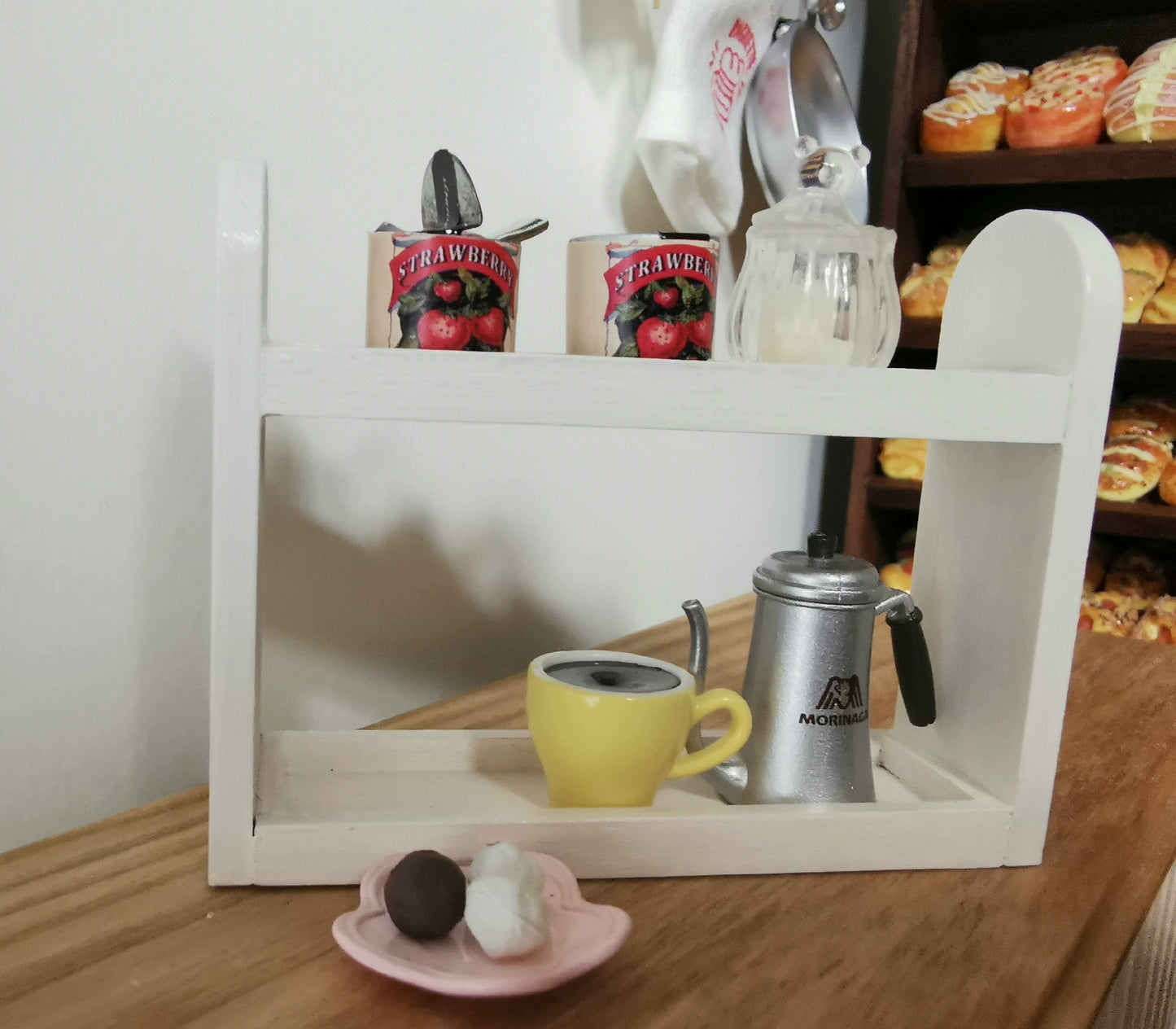 Mueble para casa de muñecas en miniatura a escala 1:12, estante de madera de doble capa, vitrina