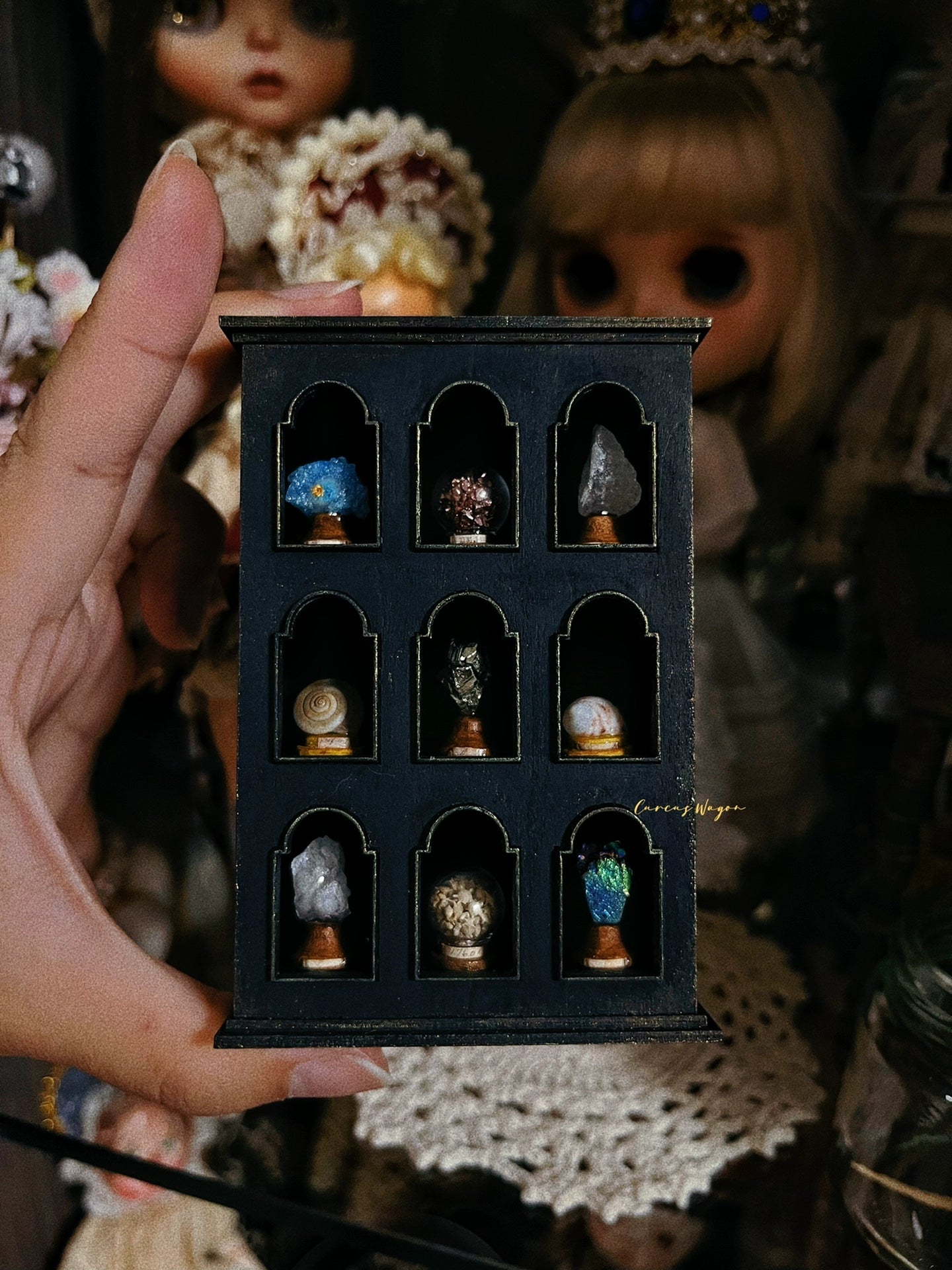 1:12 Scale Mineral Display Cabinet Black Miniature Dollhouse Furniture With Edge Polarization