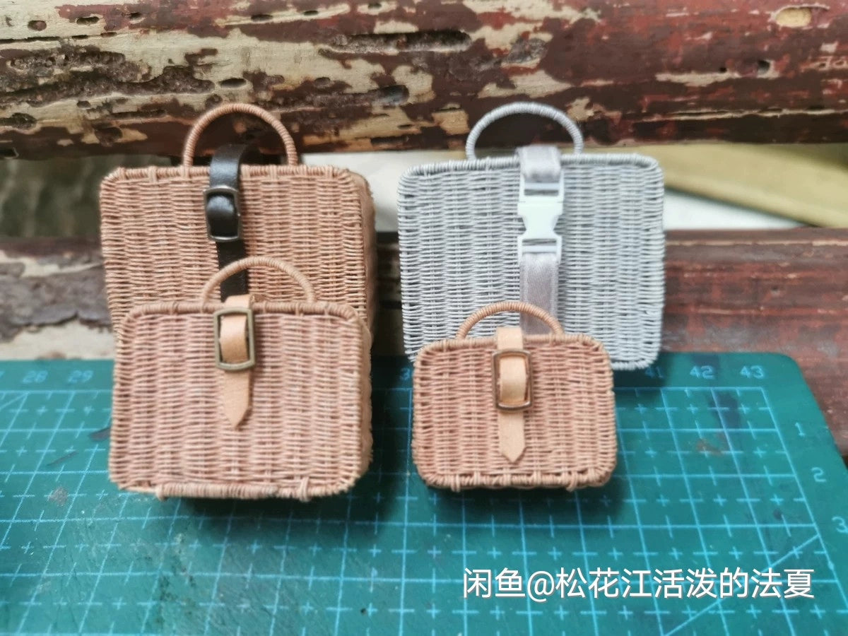 1:6 Scale Miniature Woven Handbag Basket Dollhouse Accessory For Outing School Office