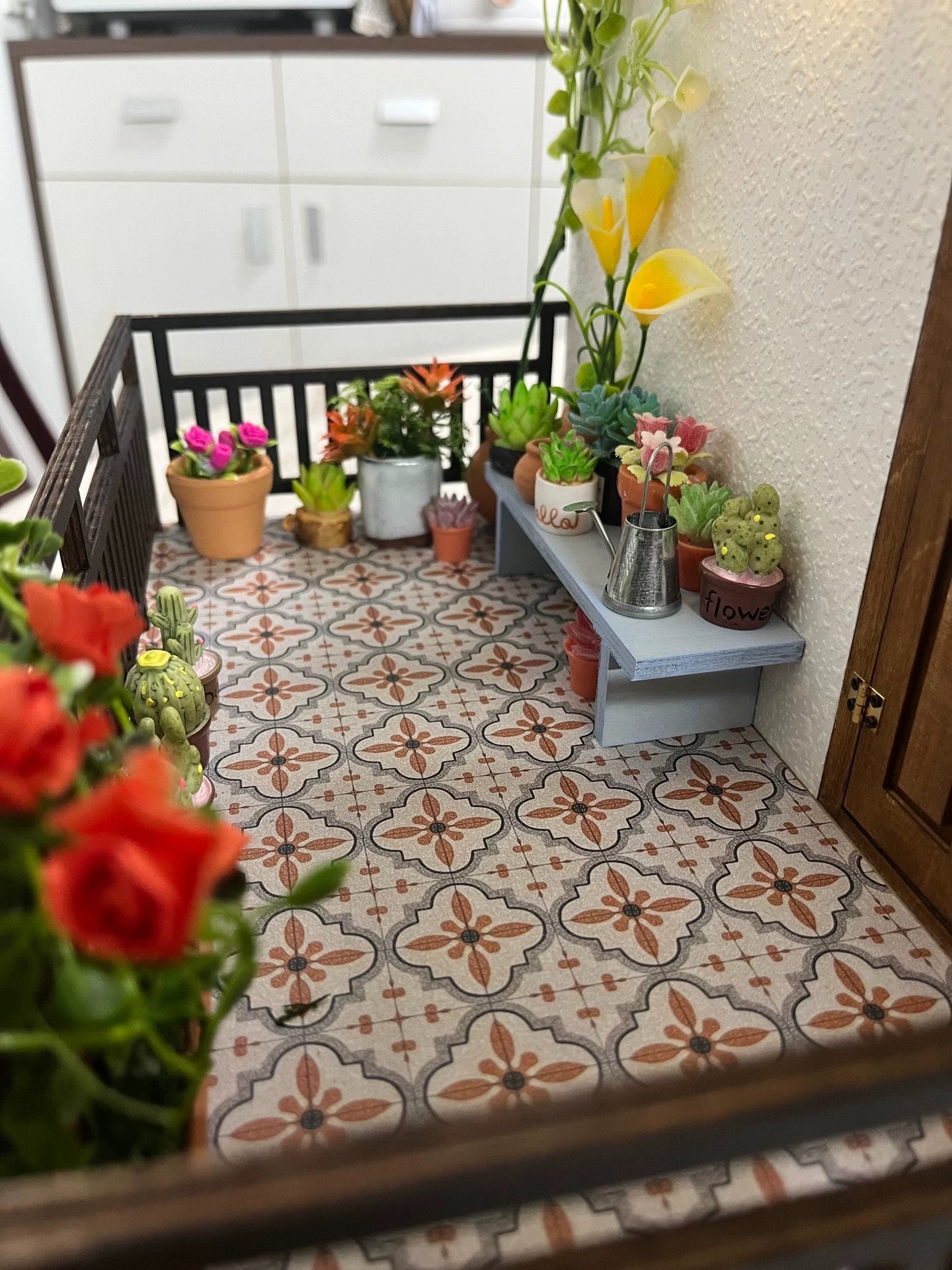 Muebles en miniatura para casa de muñecas de doble cara a escala 1:12 para sala de estar y dormitorio