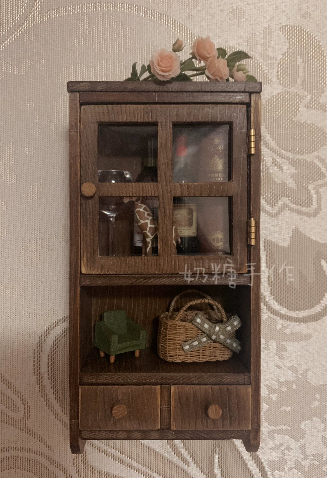 1:6 Scale Vintage Distressed Hanging Cabinet Miniature Dollhouse Furniture For Blythe Dolls