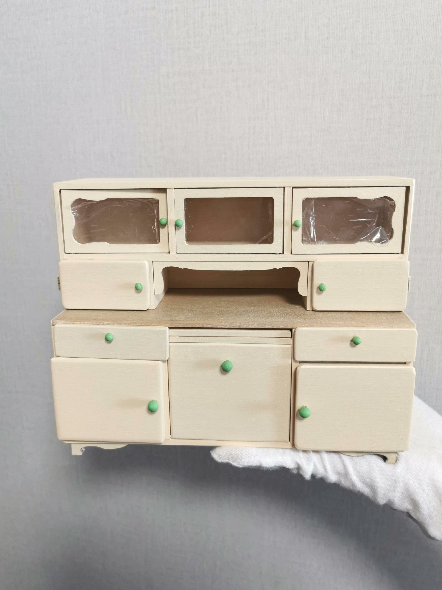 Aparador de madera en miniatura a escala 1:12, mueble para casa de muñecas, ideal para sala de estar.