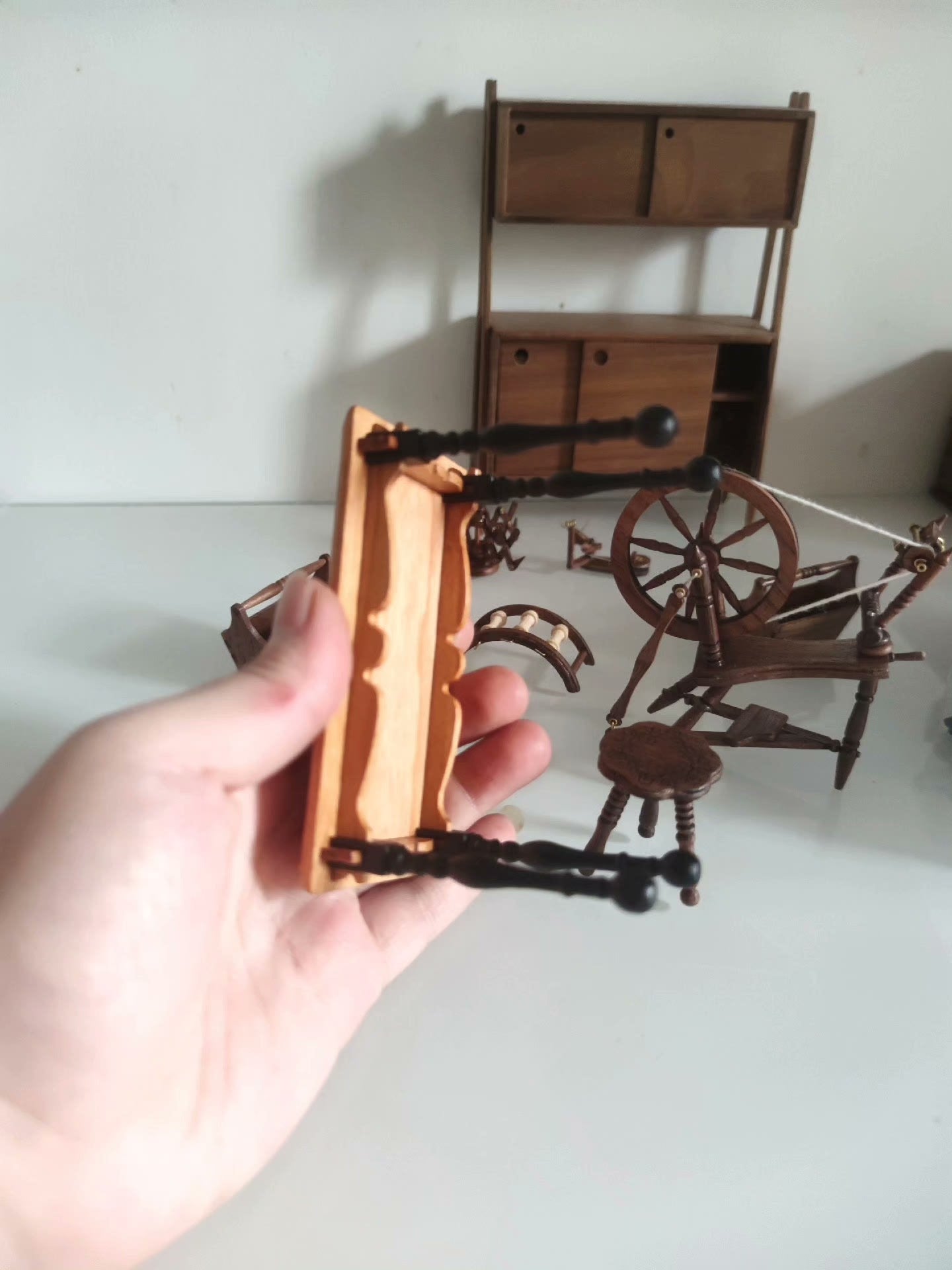 Meubles miniatures vintage pour maison de poupée, bureau simple, échelle 1:12